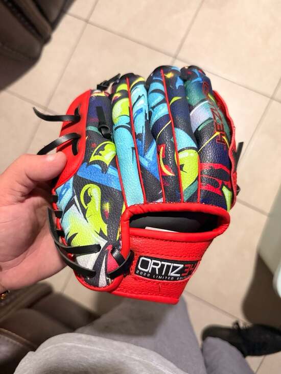 Ortiz34 Other - Ortiz 34 2020 Limited Edition Graffiti Baseball Glove TZBG900NR-WM